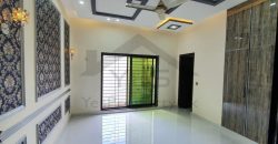 10 Marla House For Sale in Bahria Town Lahore