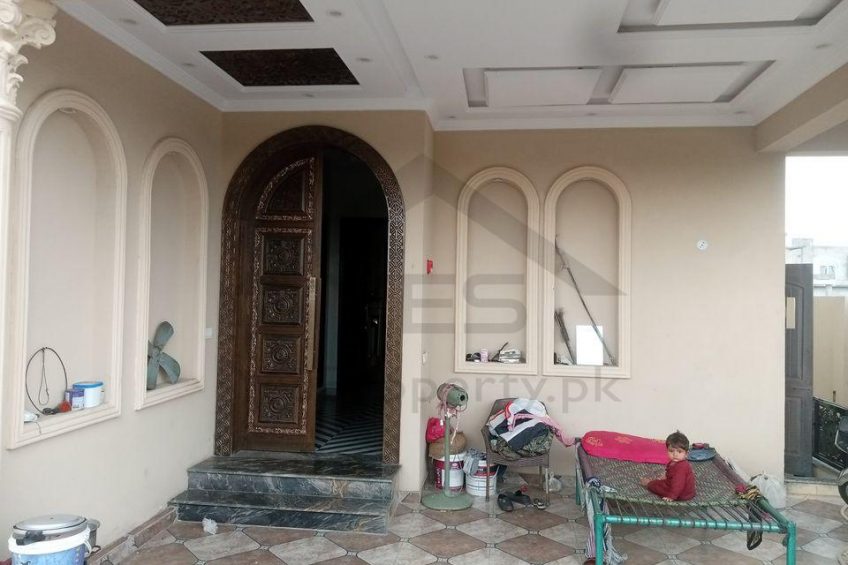 10 marla spanish house available for sale in DHA