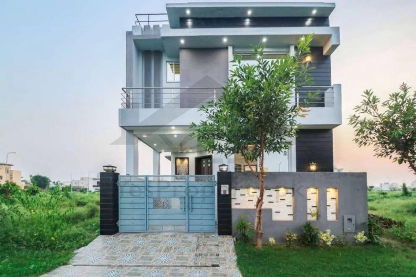 5.5 Marla Brand New Corner House For Sale in Park View City Multan Road