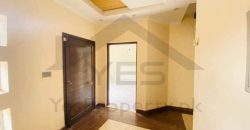 10 Marla Used House For Sale in Sector B Bahria Town Lahore (Hot Location)