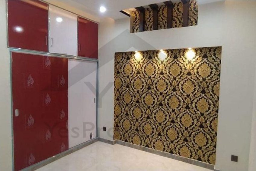 A well Built 5 Marla Double Story Duplex House available For Sale in Al Rahman Garden Phase 2