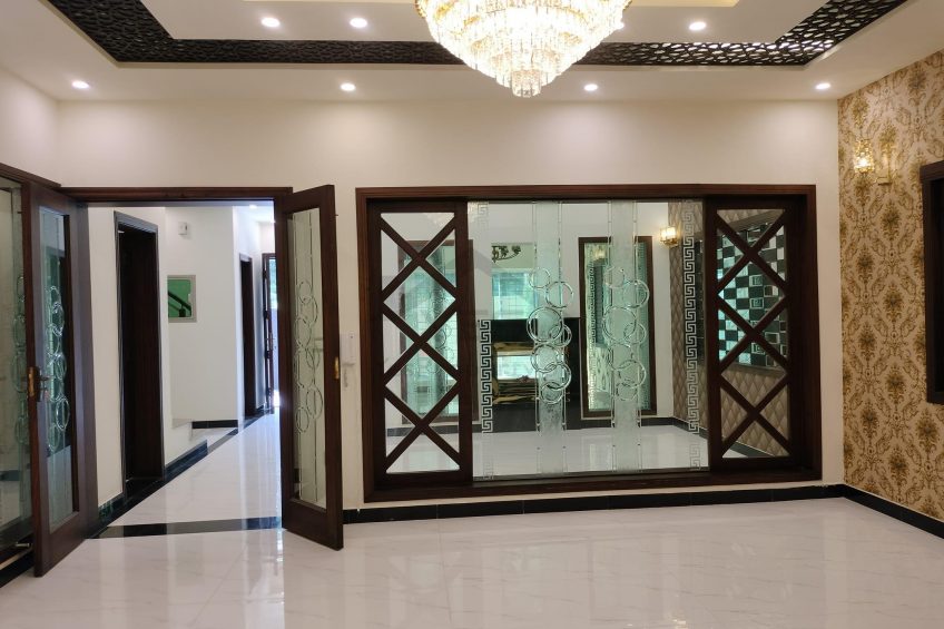 12 Marla Brand New House For Sale In Johar Town