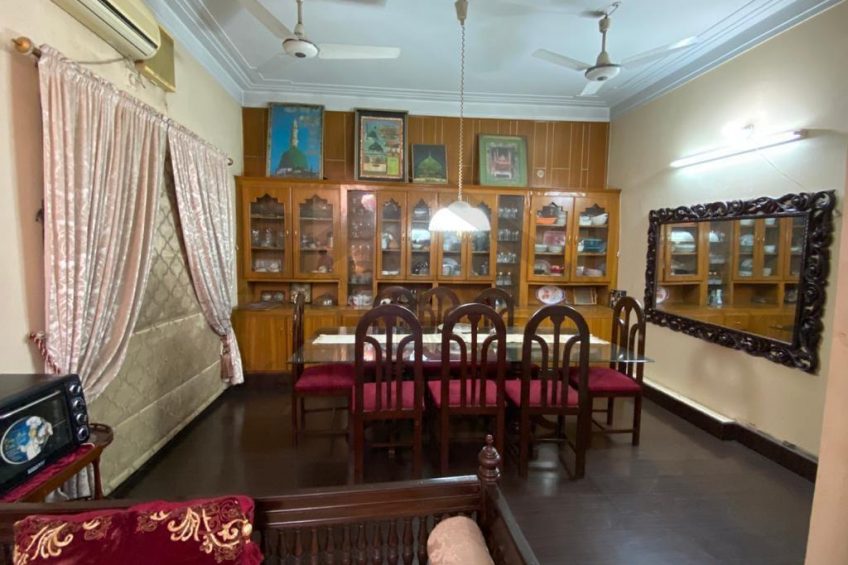 15 marla old house for sale corner House in samnabad lahore