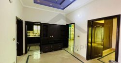 6 marla corner house for sale in DHA lahore