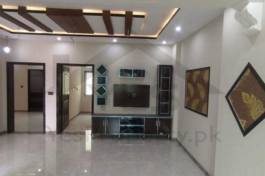 A well Built 5 Marla Double Story Duplex House available For Sale in Al Rahman Garden Phase 2