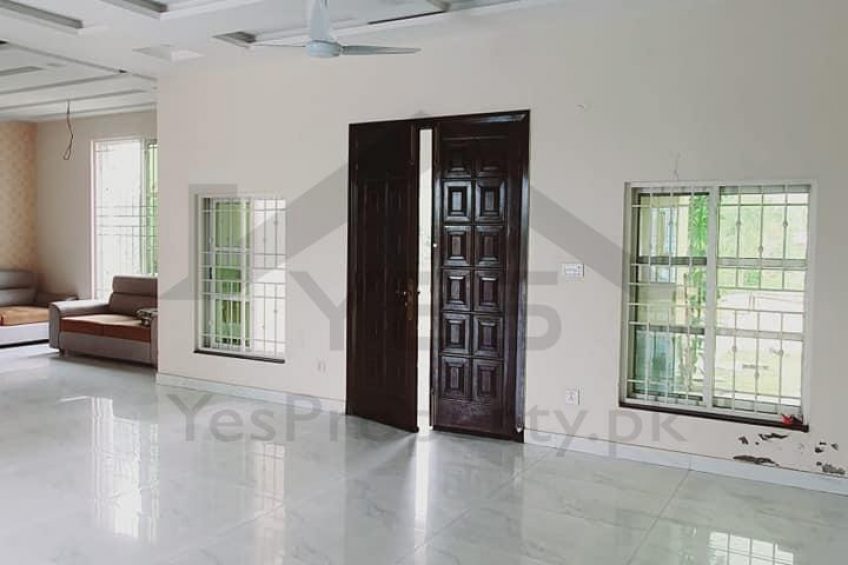 5.5 kanal luxury Farm house for sale in Sue-e-Asal