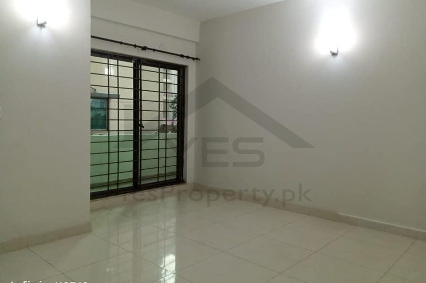 Beautiful Apartment For Rent in Askari 11