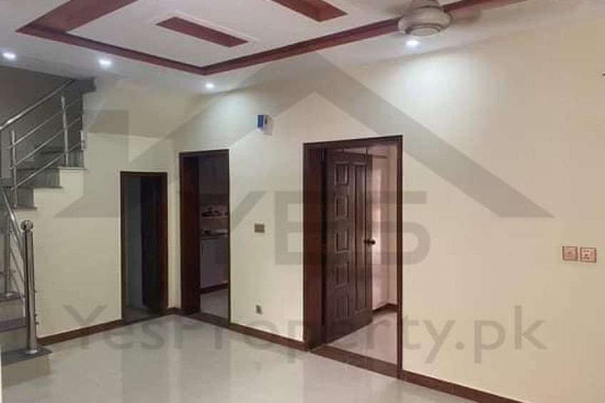 5 marla complete house for sale in khayaban e amin society