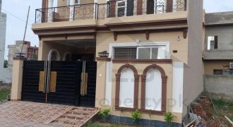 5 marla brand new house for sale in Central Park Housing Scheme main ferozpur road lahore