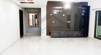 3 beds Apartment Attach Baths For Rent In Askari 10