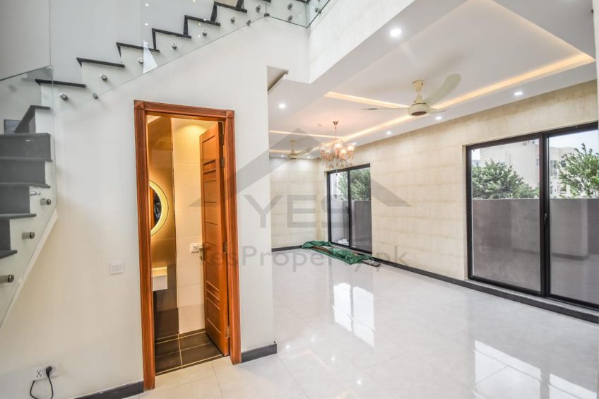 7.5 Marla Brand New Modern House For Sale In DHA Lahore