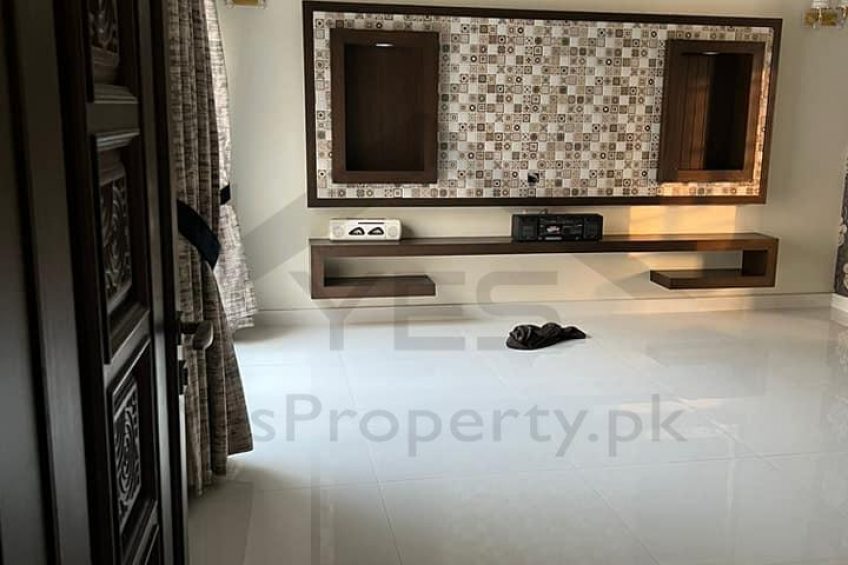 BRAND NEW LUXURY KANAL UPPER PORTION AVAILABLE FOR RENT in BAHRIA ORCHARD LAHORE