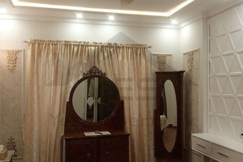 10 marla spanish house available for sale in DHA