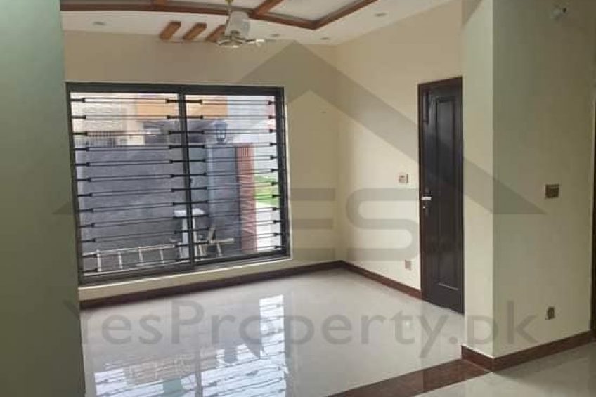 5 marla complete house for sale in khayaban e amin society