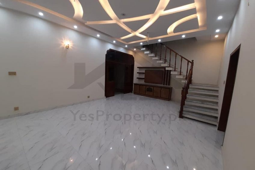 10 Marla corner beautiful House for sale in Marghzar Officer cooperative Housing Society main Multan Road Lahore