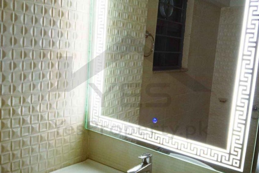 3 beds Apartment Attach Baths For Rent In Askari 10