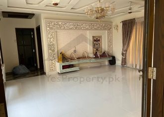 BRAND NEW LUXURY KANAL UPPER PORTION AVAILABLE FOR RENT in BAHRIA ORCHARD LAHORE