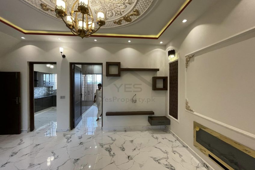 5 Marla House for sale in Lake City Lahore