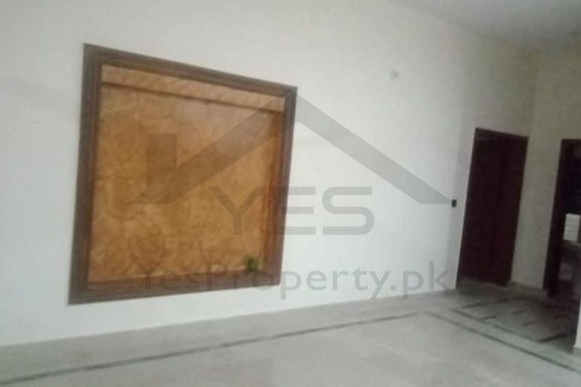 10 Marla ground portion available for rent in wapda town phase 2