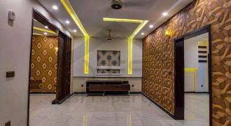 5 Marla ultra modern stylish House in Canal Valley Near Bahria town Lahore opposite sukh chain