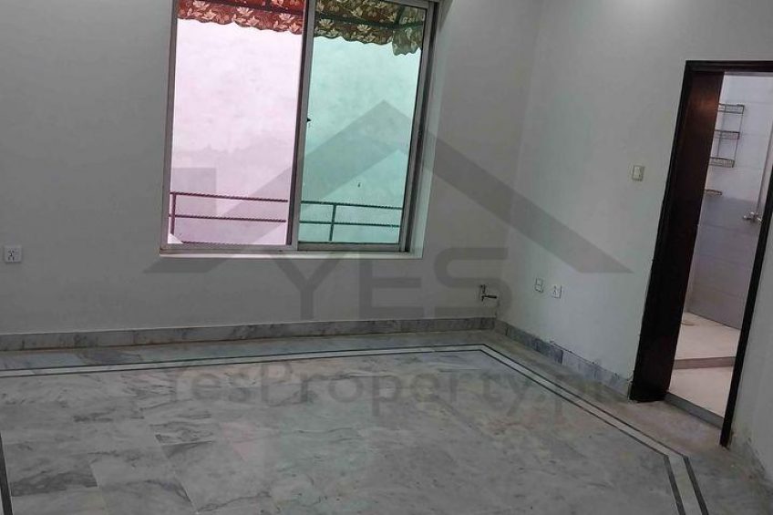 10 marla used double story corner house for urgent sale in Islamabad Pakistan Town Phase 1