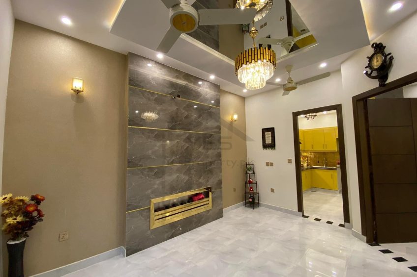 3 Marla Brand New Semi Furnished Pair House 𝐢𝐧 , AL Kabir Town Phase Lahore 𝐅𝐨𝐫 Sale.