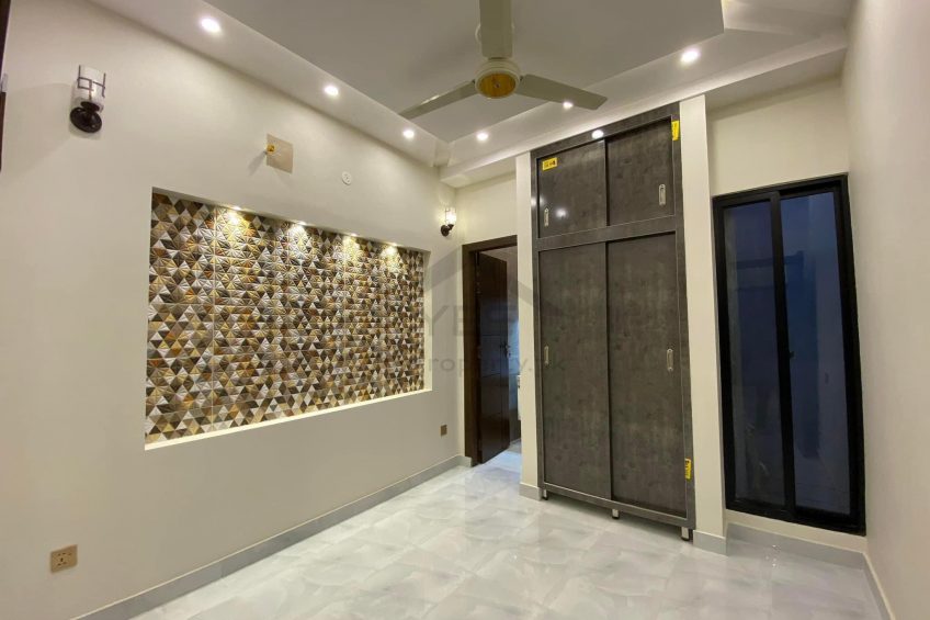 3 Marla Brand New Semi Furnished Pair House 𝐢𝐧 , AL Kabir Town Phase Lahore 𝐅𝐨𝐫 Sale.