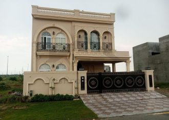 10 marla spanish house available for sale in DHA