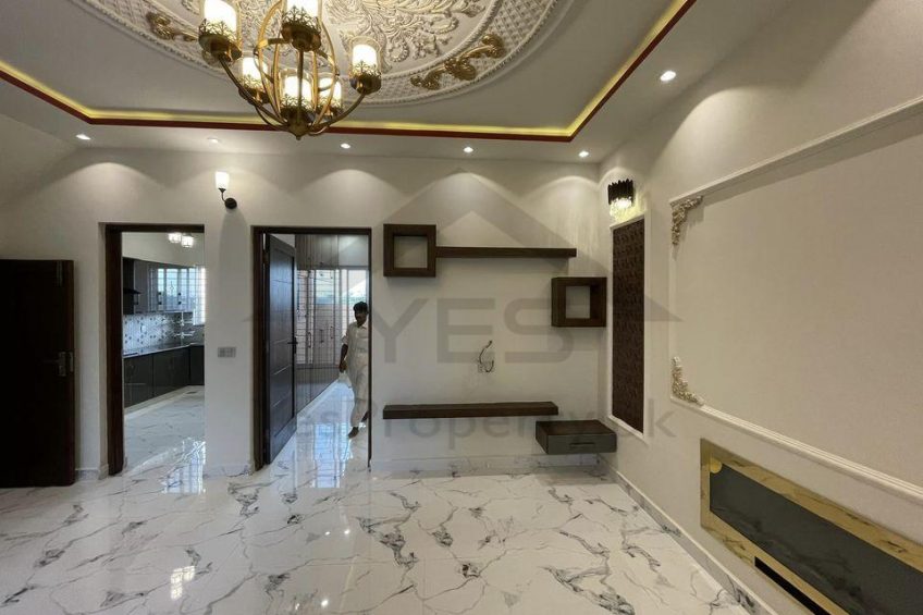 5 Marla House for sale in Lake City Lahore