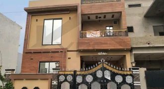 5 Marla Brand New Luxurious House For Sale At Perfect Location In Park View City Near Thokar niazbaig Lahore