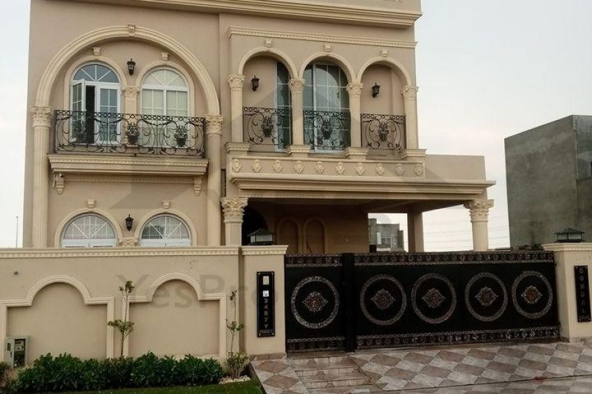 10 marla spanish house available for sale in DHA