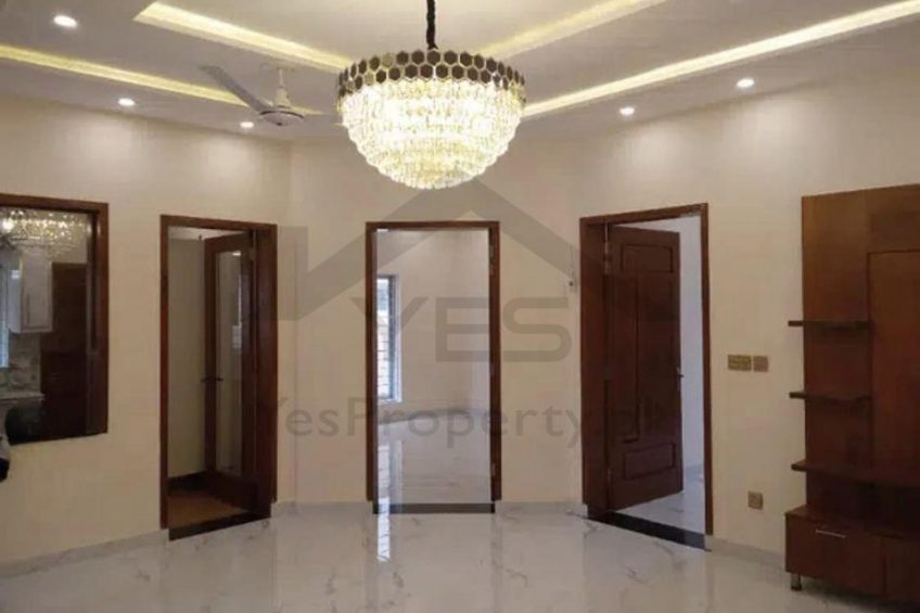 5 Marla Full House Available For Rent In Bahria Town Lahore