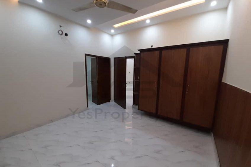 10 Marla corner beautiful House for sale in Marghzar Officer cooperative Housing Society main Multan Road Lahore