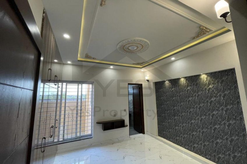 5 Marla House for sale in Lake City Lahore