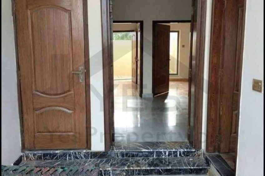 4 marla brand new house for sale in Central Park Housing Scheme main ferozpur road lahore