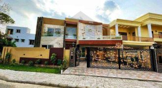 BRAND NEW HOUSE FOR SALE in BAHRIA TOWN Lahore