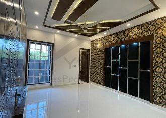 10 Marla Brand New Luxury House Available For Sale In Bahria Town Lahore.