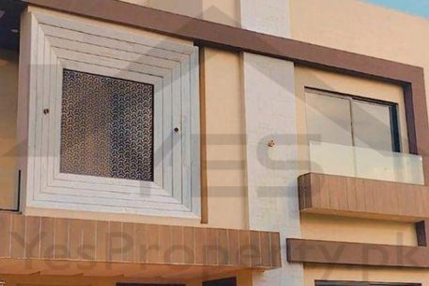 10 Marla Brand New house for sale in DHA