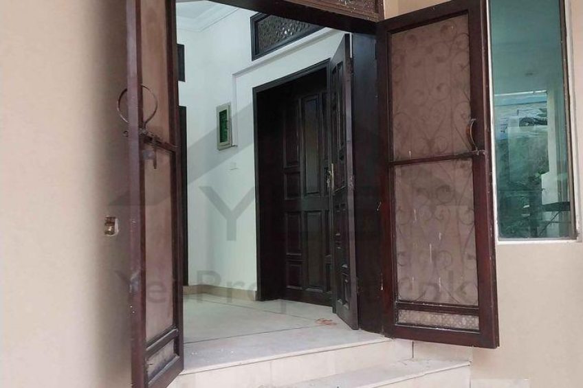 10 marla used double story corner house for urgent sale in Islamabad Pakistan Town Phase 1