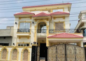 10 marla brand new house for sale in Central Park Housing Scheme main ferozpur road lahore