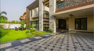 2 Kanal BUNGALOW FOR SALE In DHA Lahore