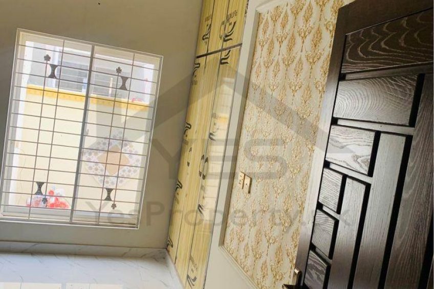 10 marla brand new house for sale Central Park Housing Scheme main ferozpur road lahore