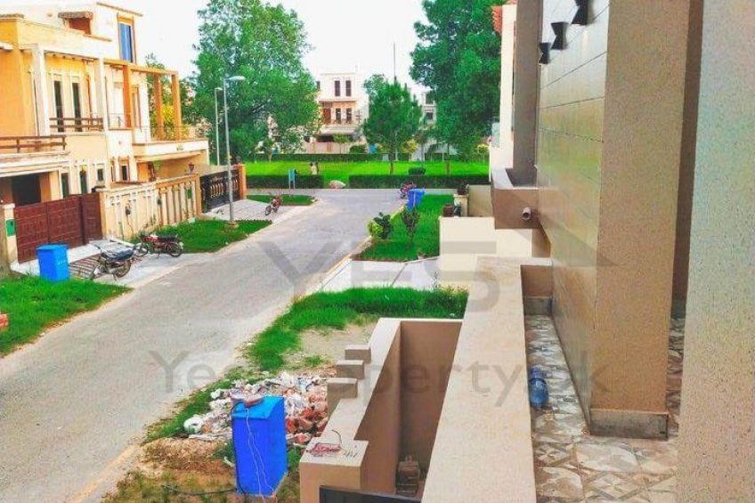 8 marla brand new house for Sale in Bahria nasheman