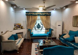 Beautiful 10 Marla House for sale in pragon city barki road lahore