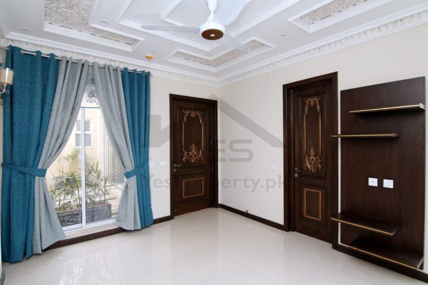 5 Marla Beautiful House for sale in Rizwan Garden Lahore