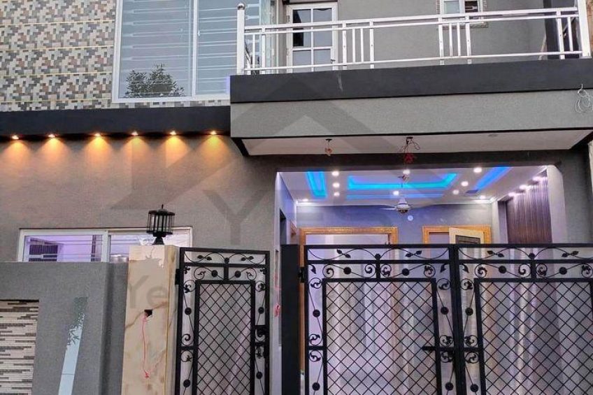 5 marla brand new house for sale in Central Park Housing Scheme main ferozpur road lahore