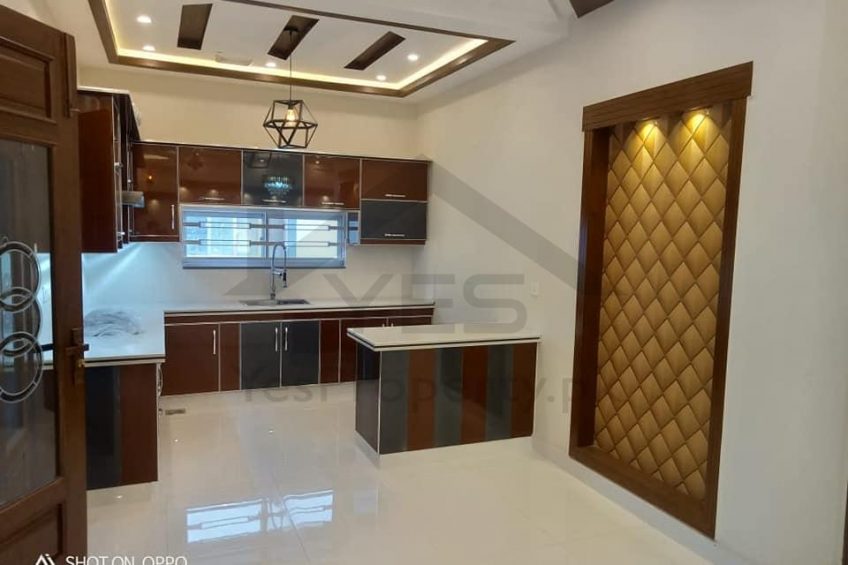 10 Marla brand new house for sale in Bahria Town Lahore