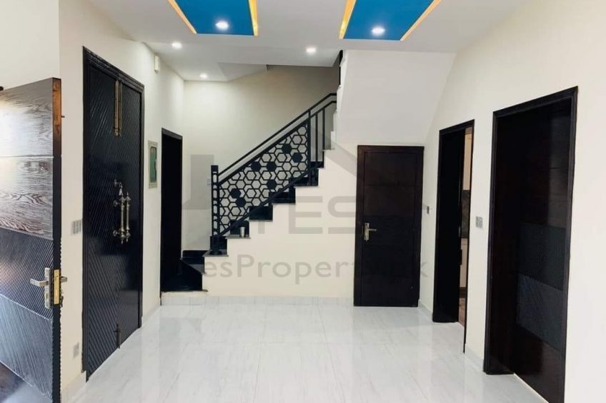 5 marla Most Beautiful Luxury House For Sale In Central Park Housing Scheme Ferozpur Road Lahore