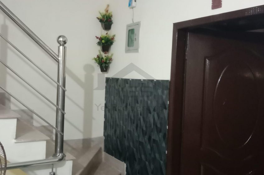 2.5 Marla furnished house duble story available in Multan road cinema street