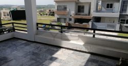 10 marla house for rent Bahria town phase 8